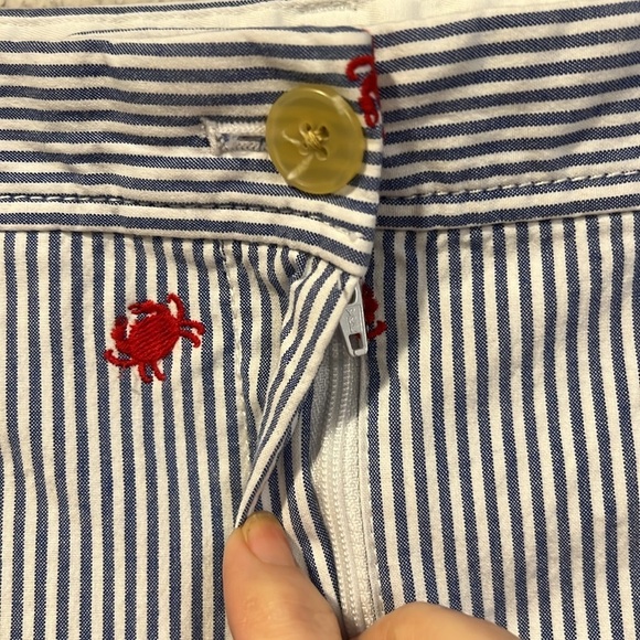 Talbots Girlfriend Chino Crab embroidered pinstriped shorts size 10 - Picture 5 of 9